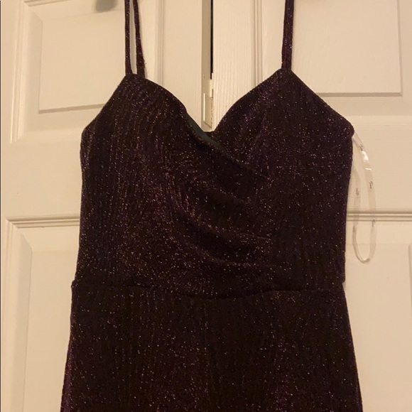 Beautiful sparkly burgundy jumpsuit - Picture 5 of 9